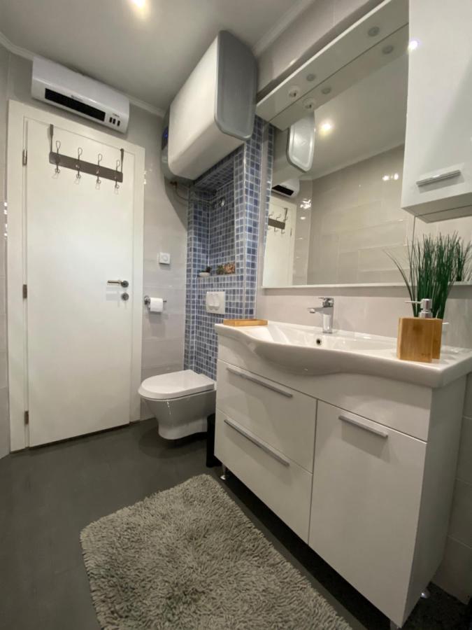 Apartman Petra Gustirna Exterior photo